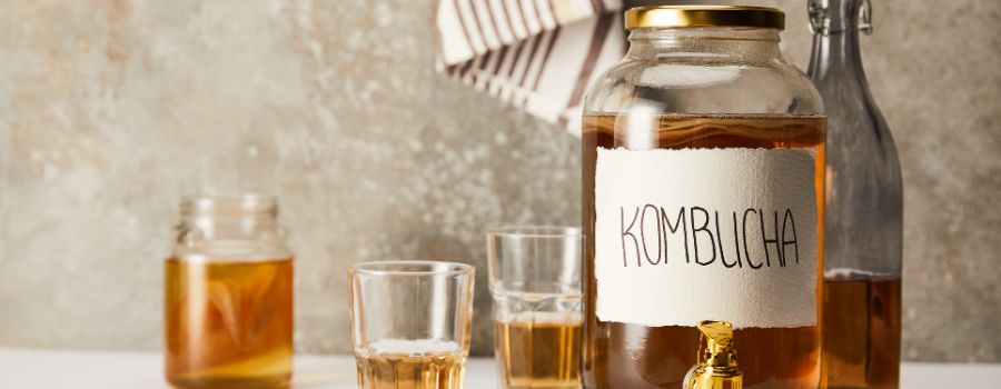Kombucha come compagna quotidiana e goditi il piacere di una bevanda che delizia il palato e promuove una vita sana.