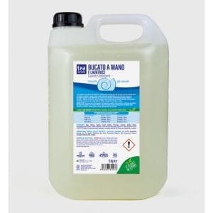 bucato a mano e lavatrice