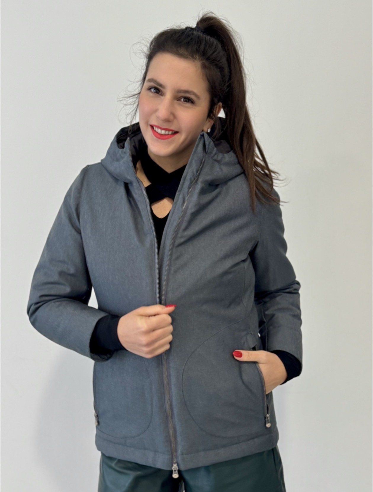 Woman Short Parka Vegan | +mino - immagine 2